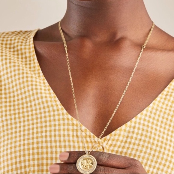 Stella & Dot Heritage Coin Pendant - Gold - Picture 3 of 3